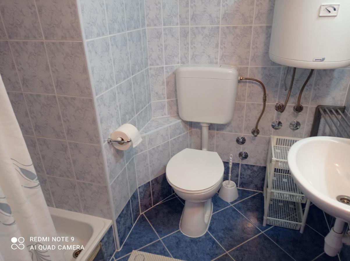 Apartments Mihovil 오미스 외부 사진