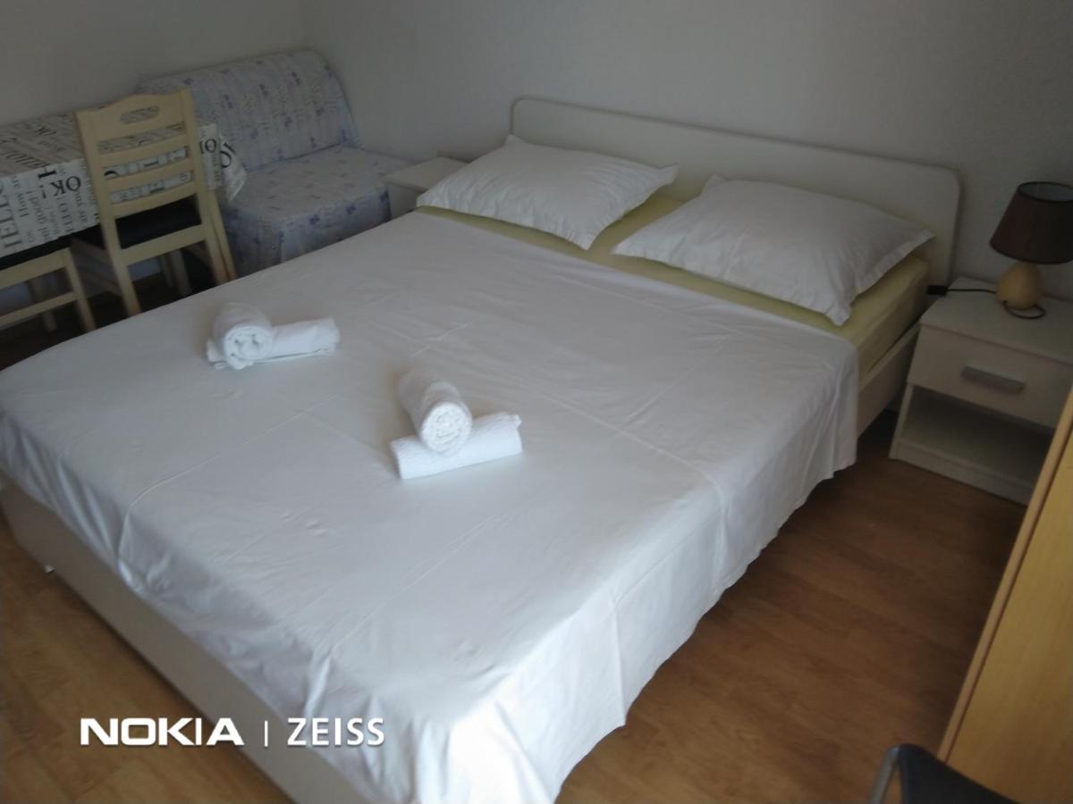 Apartments Mihovil 오미스 외부 사진
