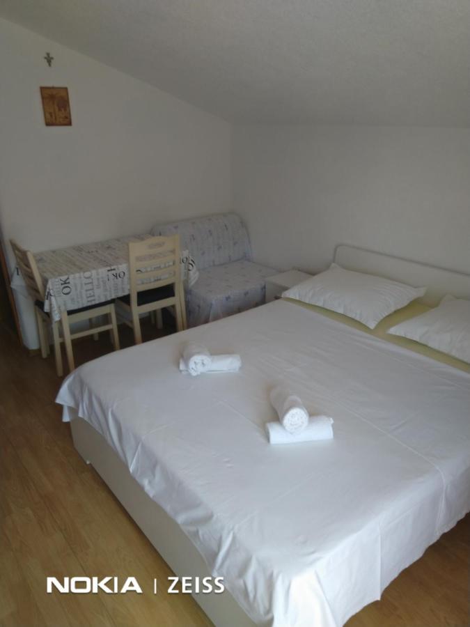 Apartments Mihovil 오미스 외부 사진